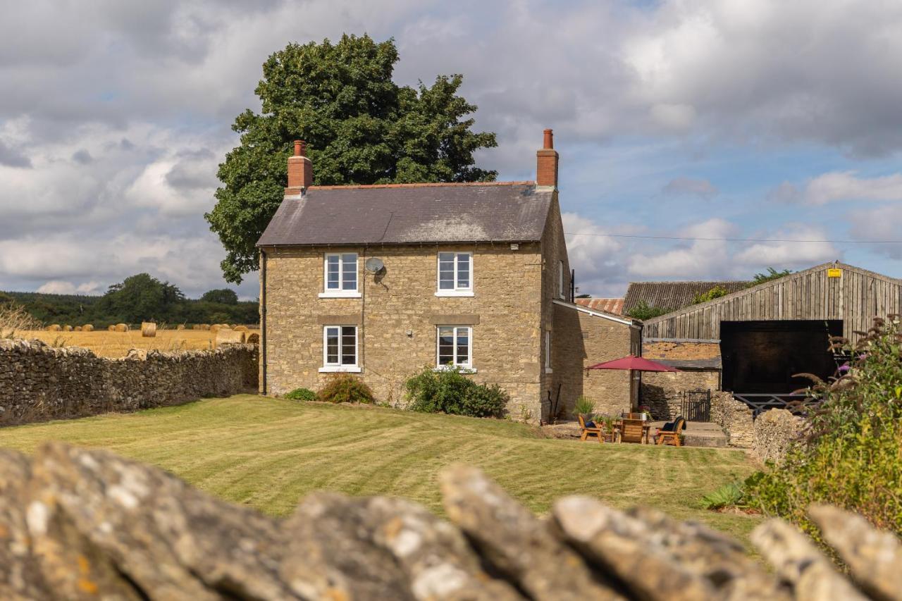 Luxury Farmhouse With Stunning Views And Hot Tub Ebberston Exteriér fotografie