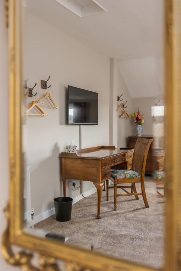 Luxury Farmhouse With Stunning Views And Hot Tub Ebberston Exteriér fotografie